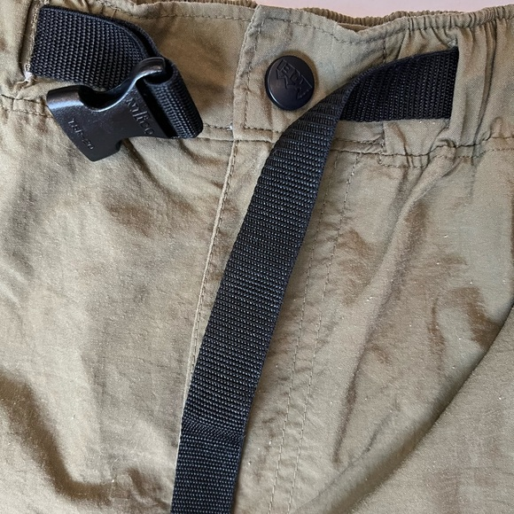 Shorts Rei Cargo Shorts Buckle Is Broken Green Poshmark